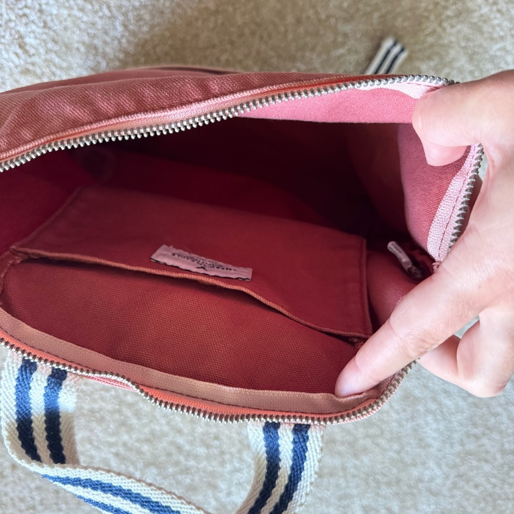 Two-Tone Pink Backpack - Picture 4 of 4